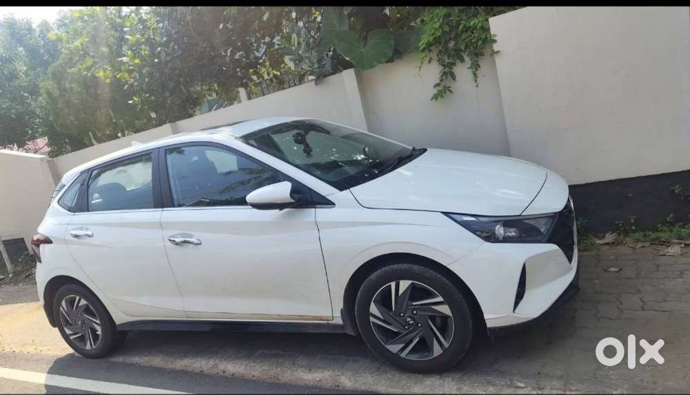 Hyundai New I20 1.2 Asta (o) Ivt, 2021, Petrol