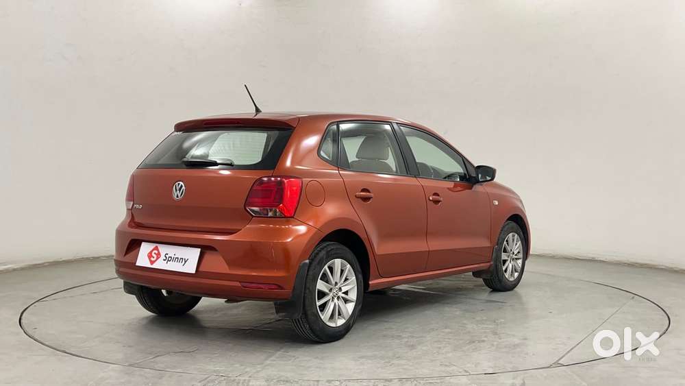 Volkswagen Polo Petrol Highline 1.2l, 2015, Petrol