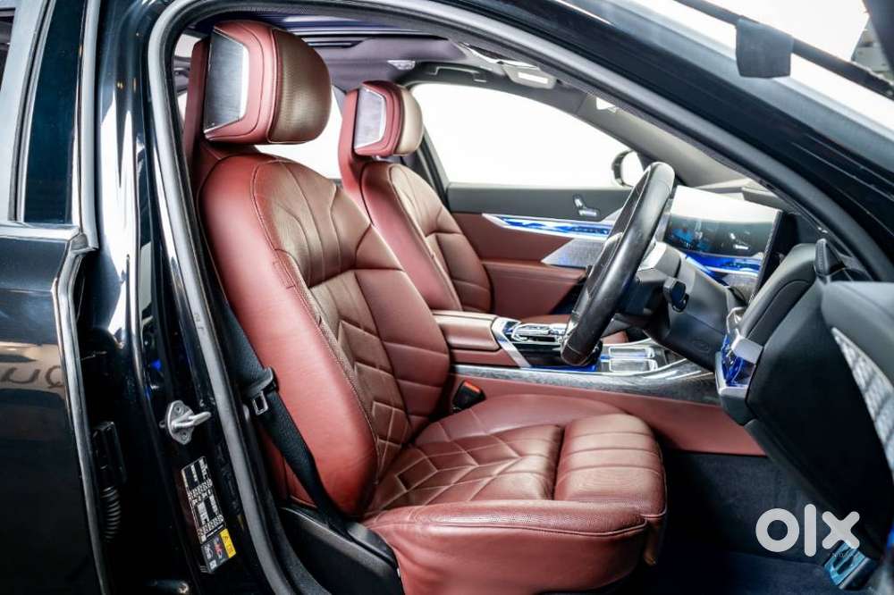 Bmw I7 Xdrive60, 2024, Electric
