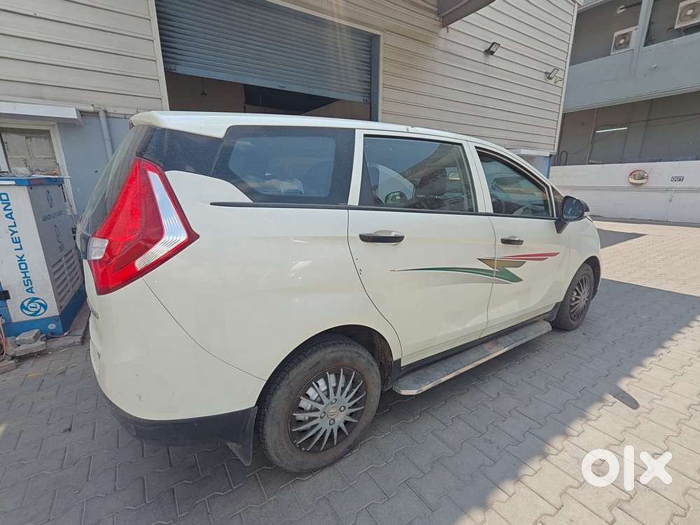 Mahindra Marazzo M2, 2022, Diesel
