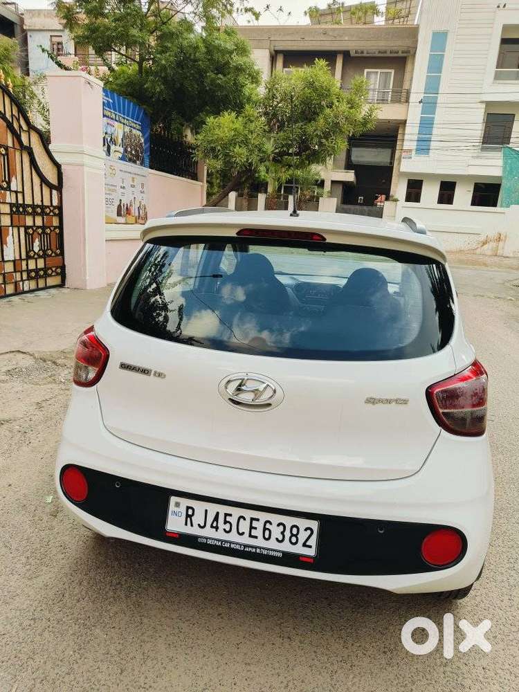 Hyundai Grand I10 [ ] 1.2 Kappa Vtvt Sportz At, 2018, Petrol