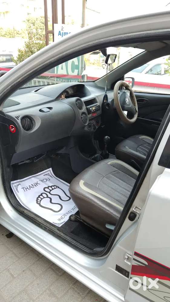 Toyota Etios Liva 2012