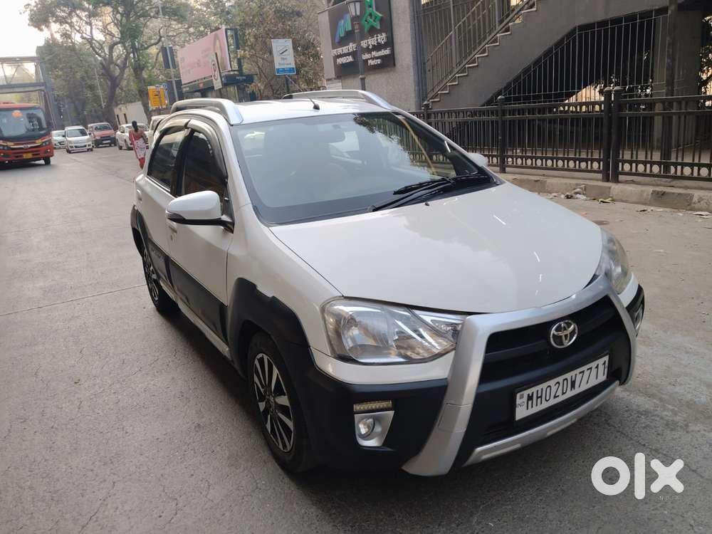 Toyota Etios Cross 1.2l G, 2015, Petrol