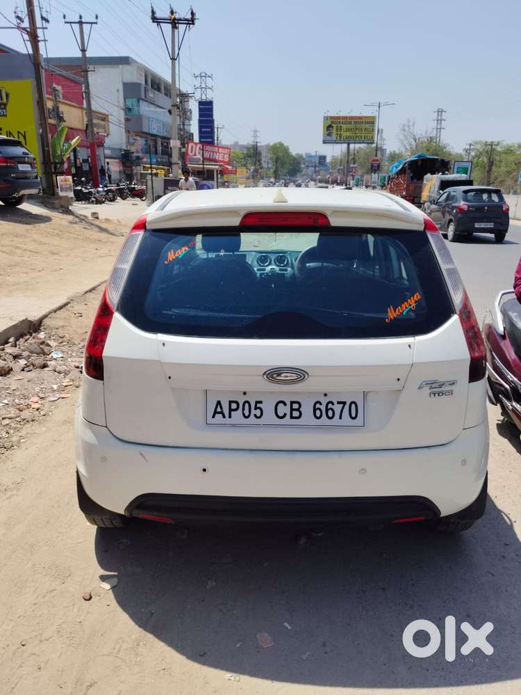 Ford Figo 1.5d Trend Mt, 2010, Diesel