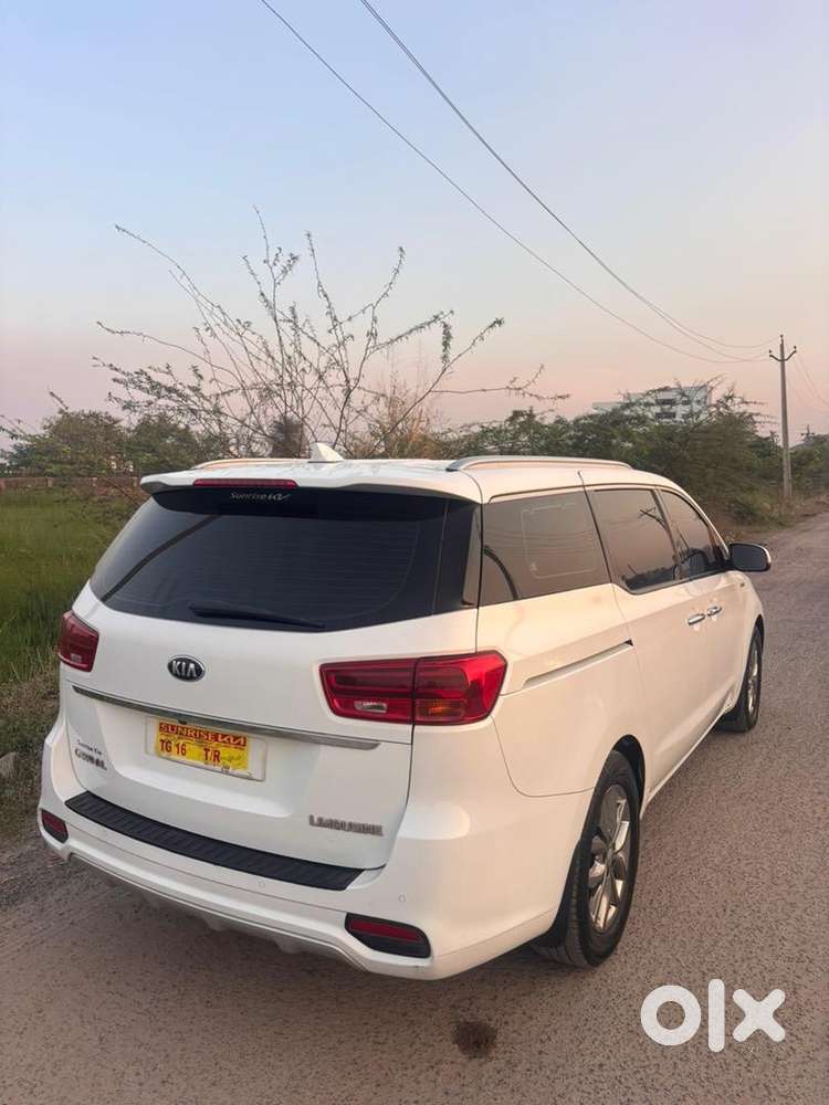 Kia Carnival 2020 Diesel Well Maintained