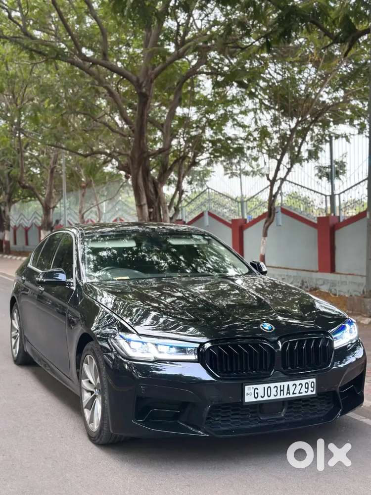 Bmw 520d Black Colour Convert New Shape Showroom Condition Car