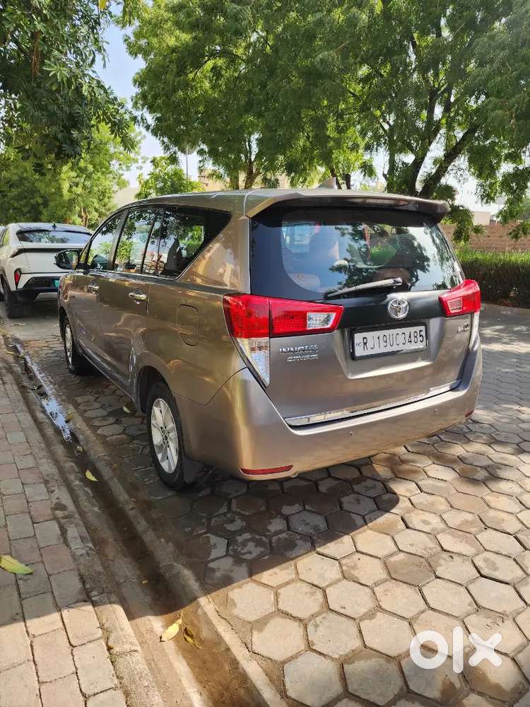 Toyota Innova Crysta 2017 Diesel 8str Good Condition