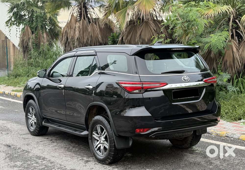 Toyota Fortuner [2021-ongoing] 2.7 2wd Petrol At, 2024, Petrol