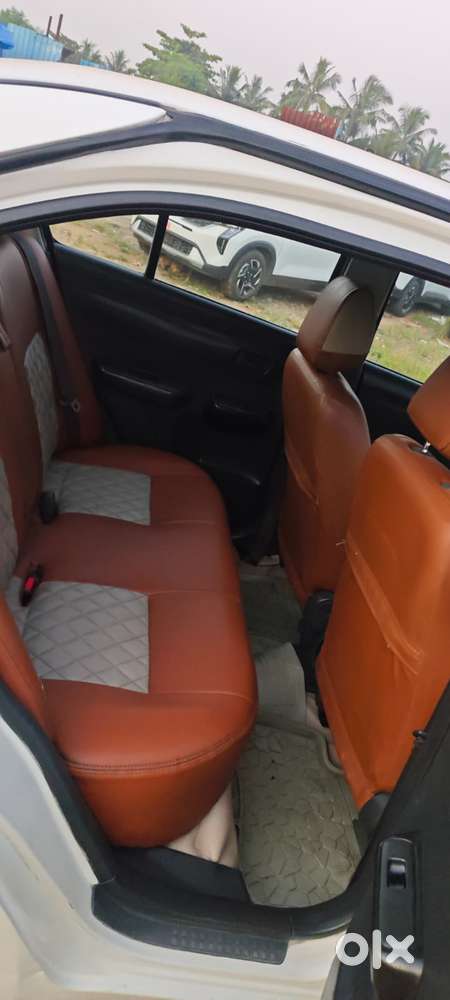 Maruti Suzuki Swift Dzire Ldi Optional, 2015, Diesel