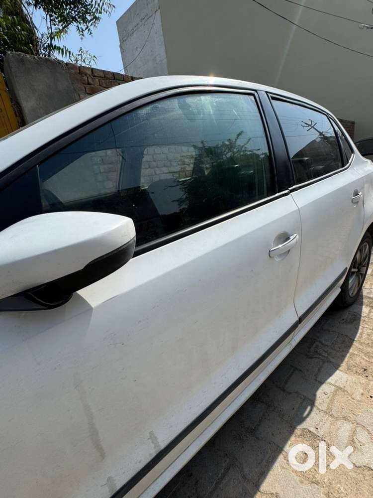 Volkswagen Ameo Petrol 2016