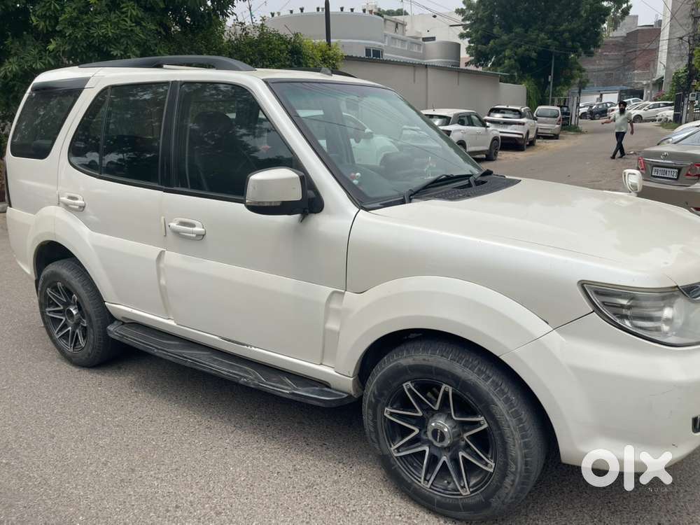 Tata Safari Storme Diesel 2015