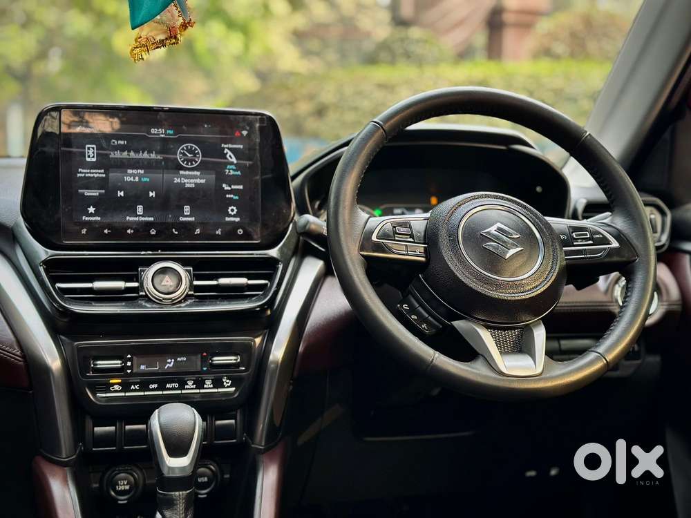 Maruti Suzuki Grand Vitara 1.5 Alpha Smart Hybrid At, 2022, Petrol