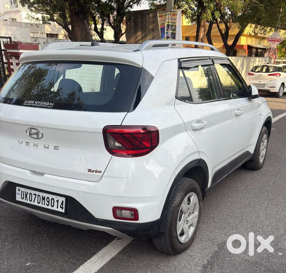 Hyundai Venue S Turbo Dct, 2019, Petrol