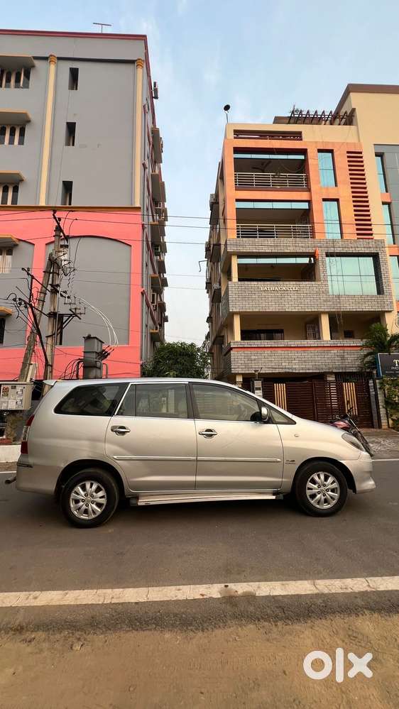 Toyota Innova 2.5 V 7 Str, 2010, Diesel