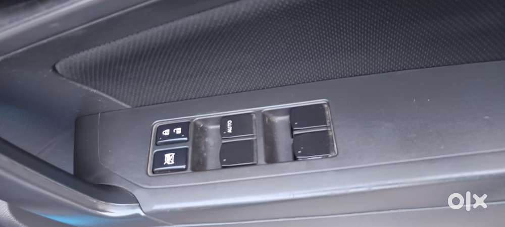 Maruti Suzuki Brezza Vdi, 2018, Petrol