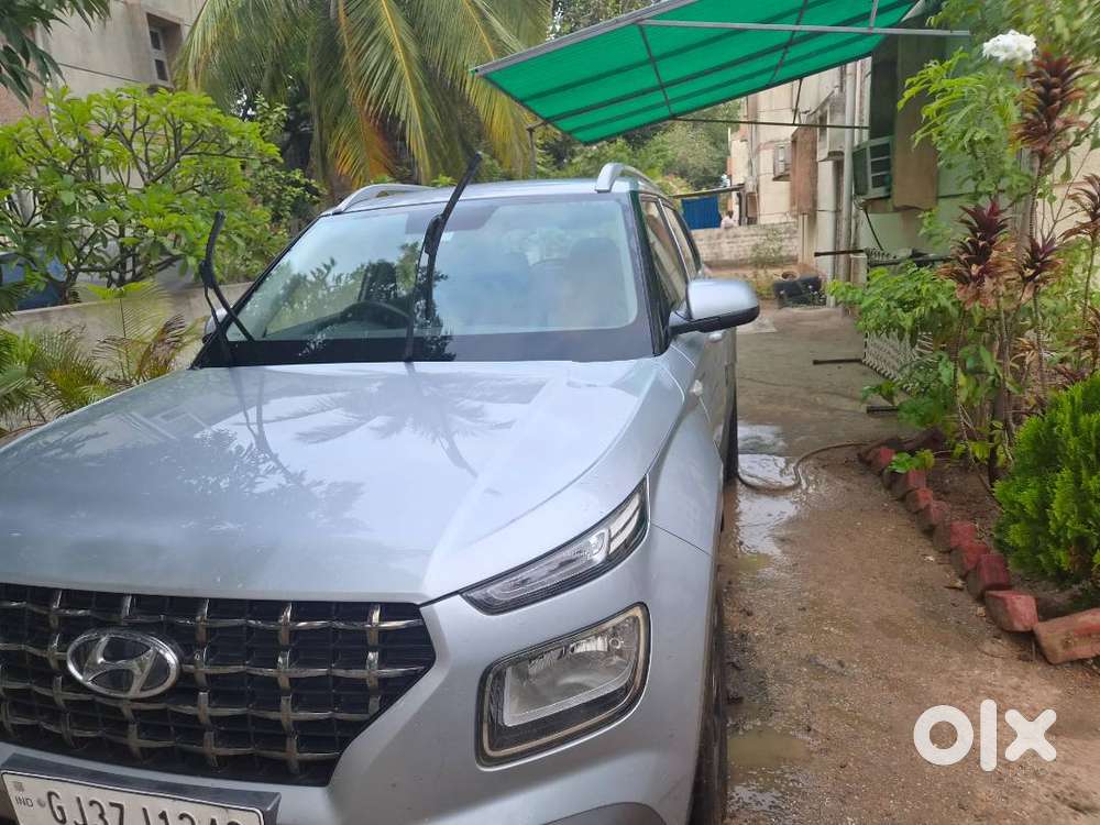 Hyundai Venue Turbo Dct 2020