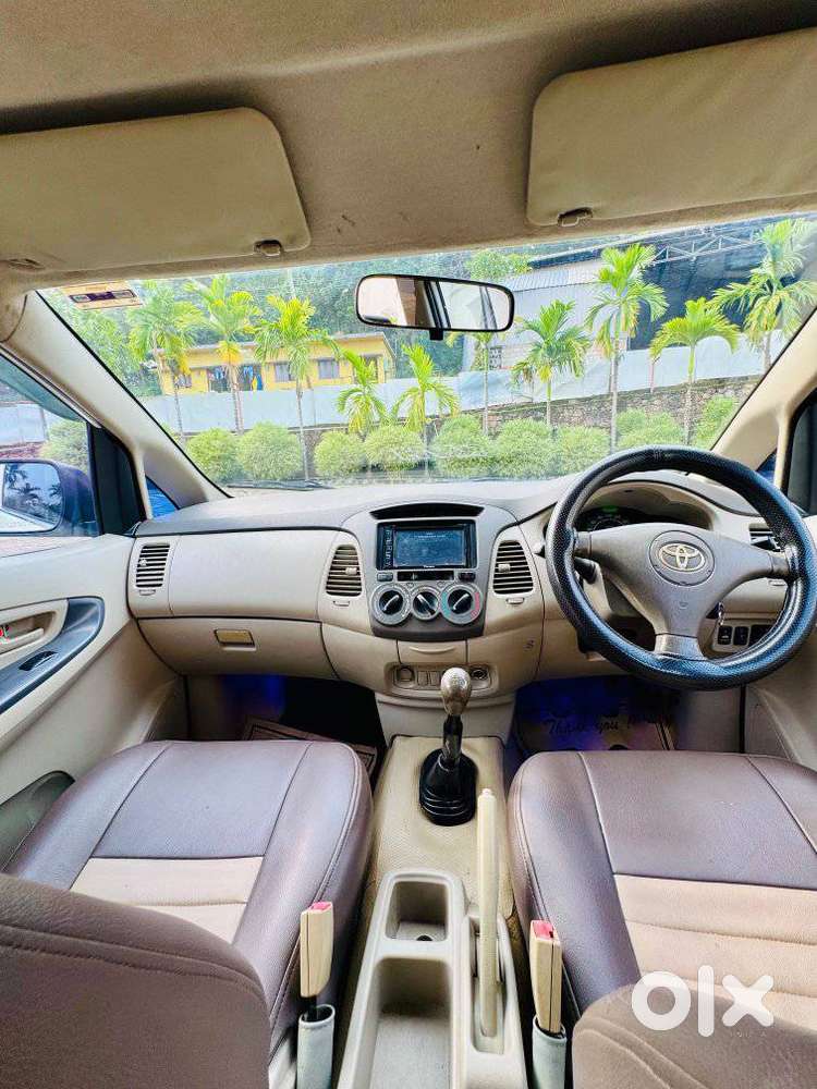 Toyota Innova 2.5 G (diesel) 7 Seater, 2011, Diesel