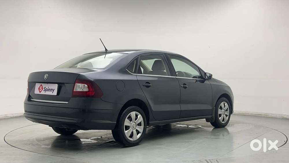 Skoda Rapid 1.0 Tsi Active, 2020, Petrol