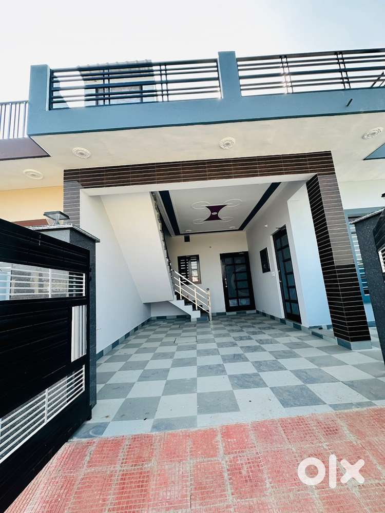 Ready to moov houses available in biswa land in Devinagar