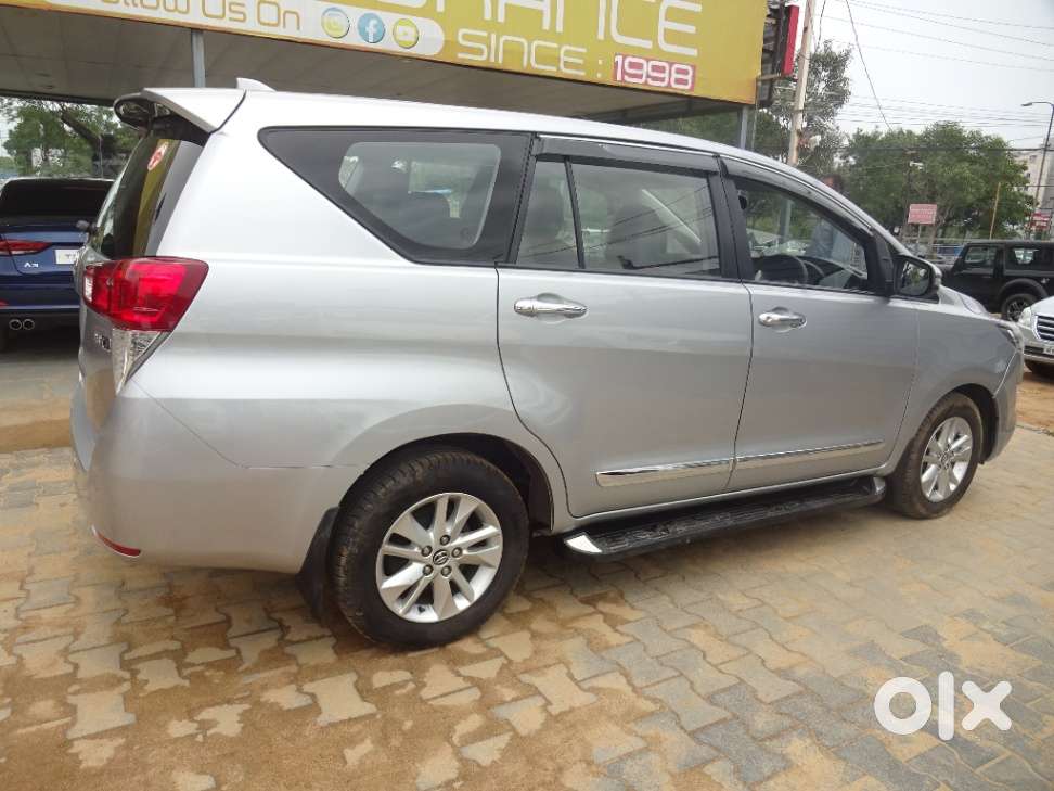 Toyota Innova Crysta 2.8 Gx At 8s, 2019, Diesel