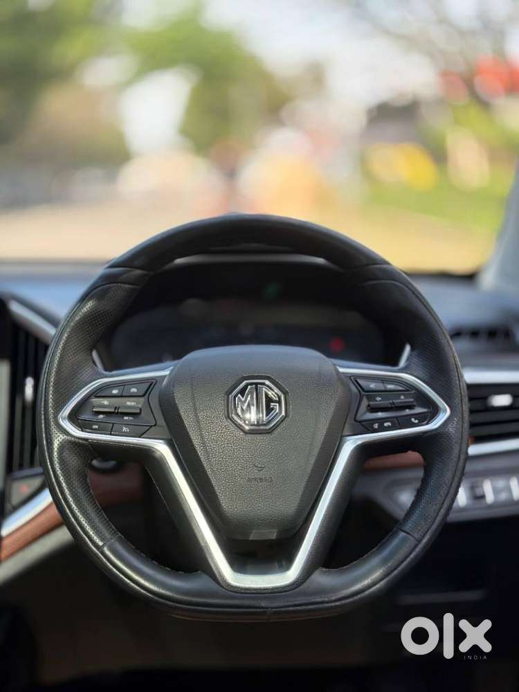 Mg Hector Plus 1.5 Sharp Turbo Cvt 6 Str, 2022, Petrol