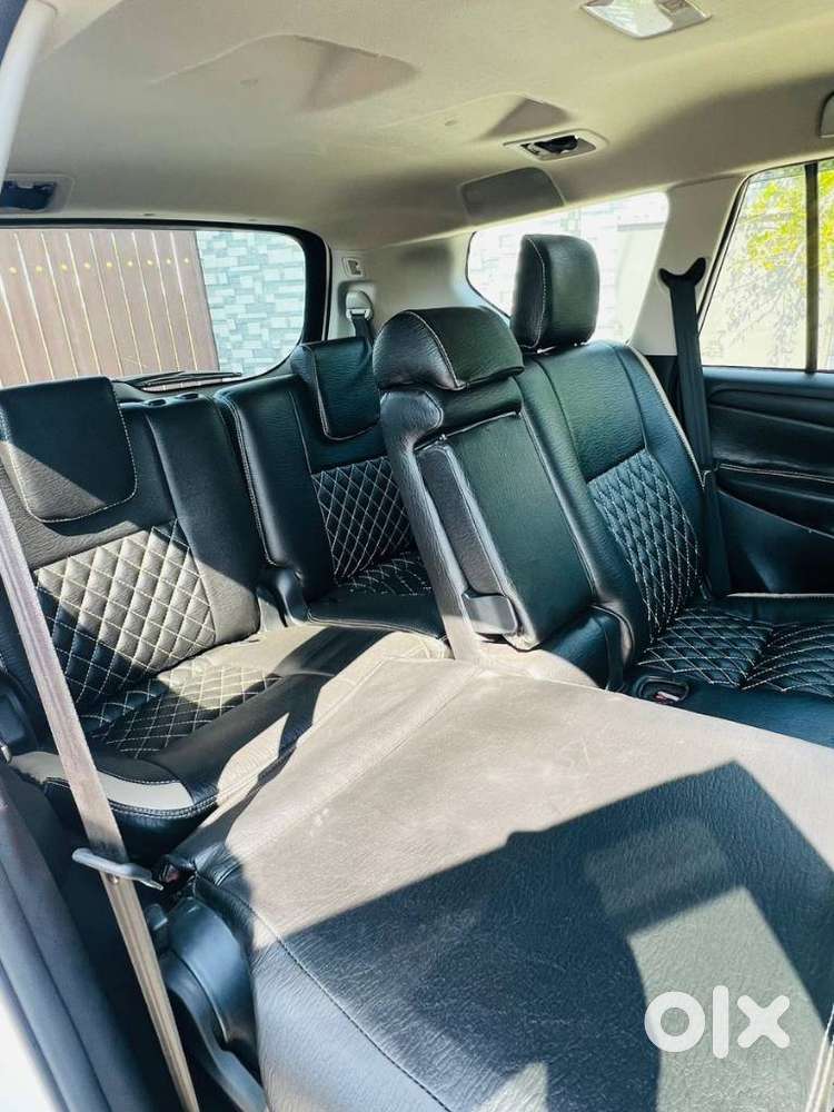 Toyota Innova Crysta 2.4 G Mt, 2024, Diesel