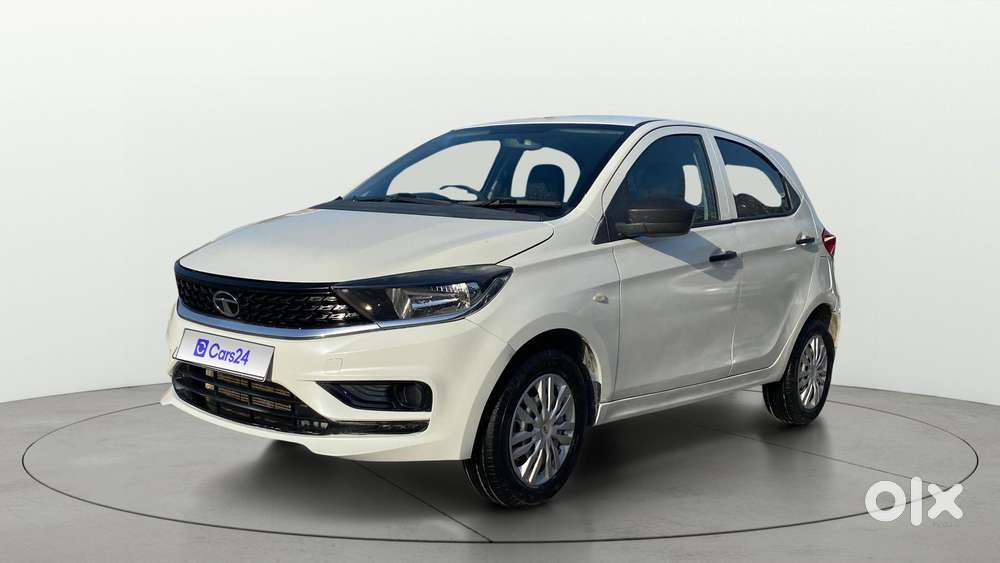 Tata Tiago Xe, 2021, Petrol