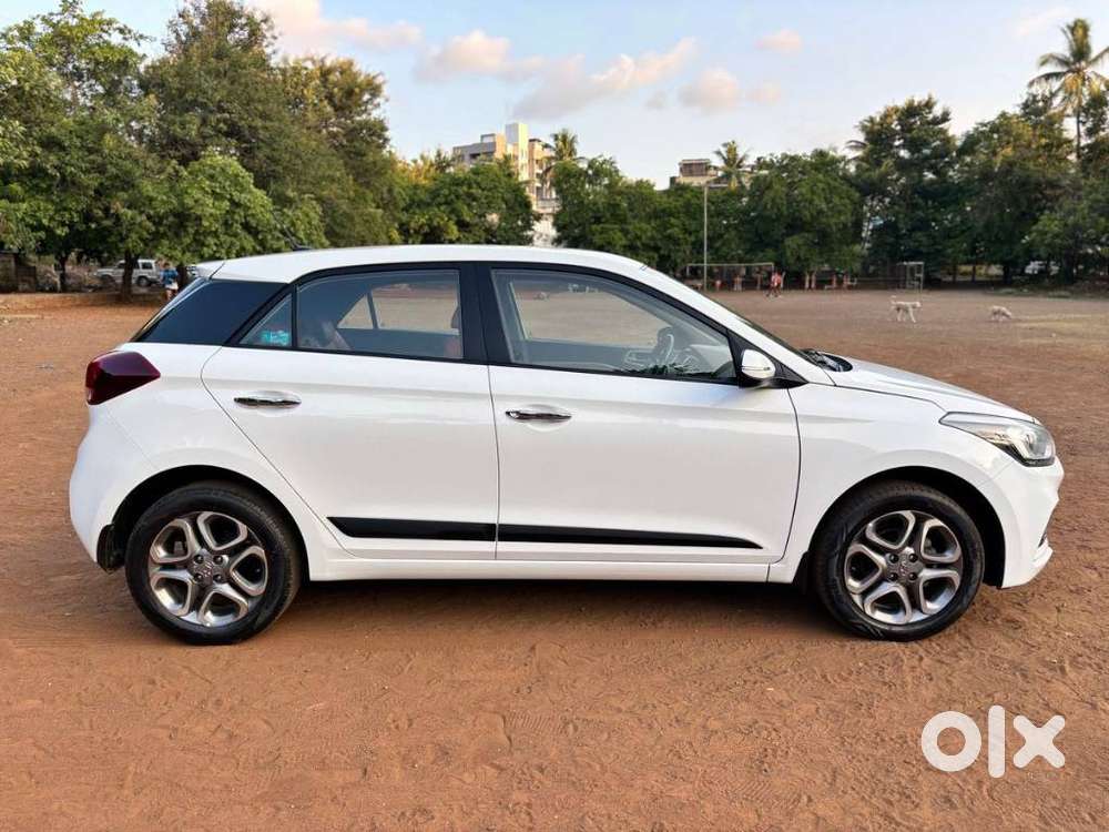 Hyundai I20 Petrol Asta Option, 2018, Petrol