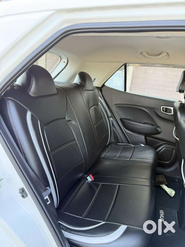 Hyundai Venue S Turbo, 2021, Petrol