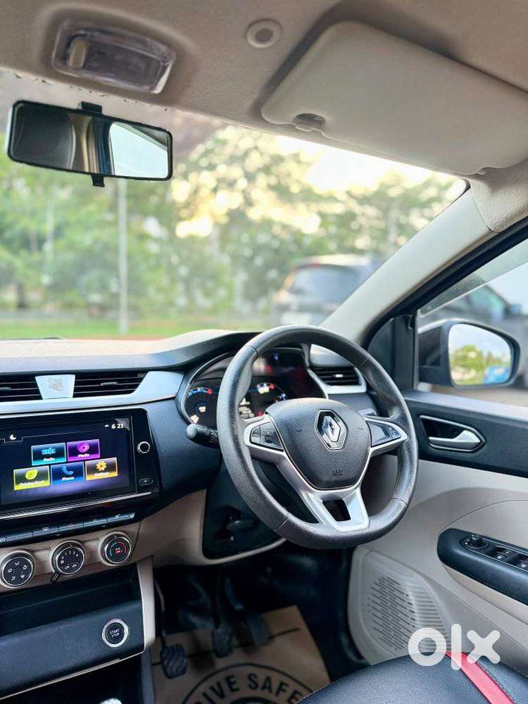 Renault Triber Rxz, 2023, Petrol