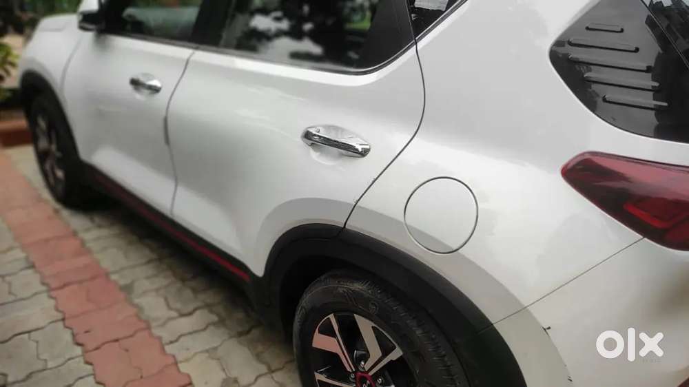Kia Sonet 2021 Petrol 49k Km Driven, Top Model, Fully Automatic
