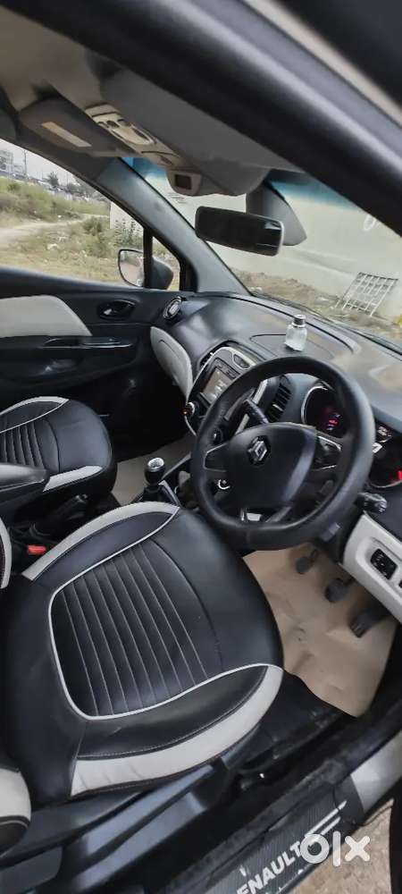 Renault Captur 2018 Diesel 75000 Km Driven