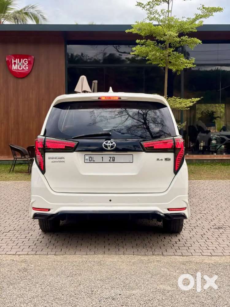 Toyota Innova Crysta 2017 Diesel 22300 Km Driven