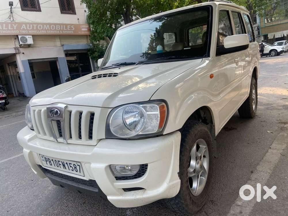 Mahindra Scorpio Diesel 2015