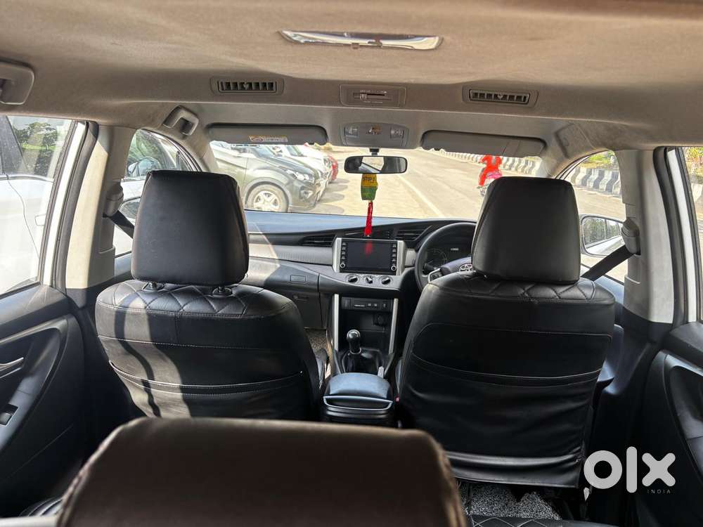 Toyota Innova Crysta [2020-ongoing] 2.4 Gx 8 Str, 2024, Diesel