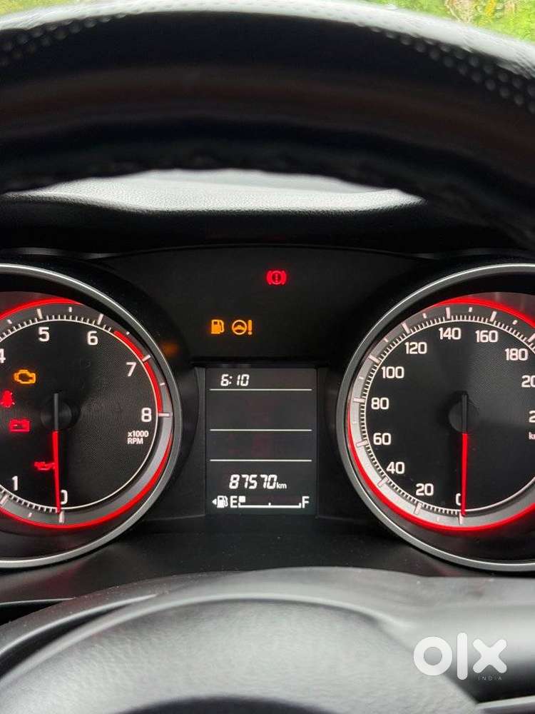Maruti Suzuki Swift Vxi Optional, 2023, Petrol