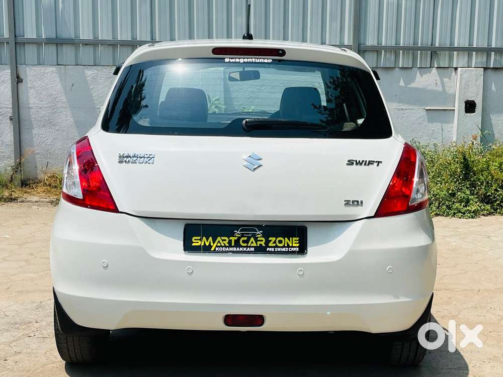 Maruti Suzuki Swift Zdi Plus, 2015, Diesel