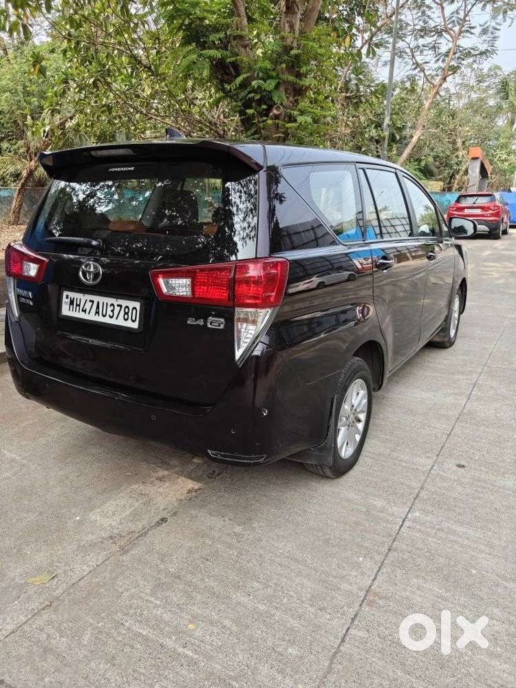 Toyota Innova Crysta