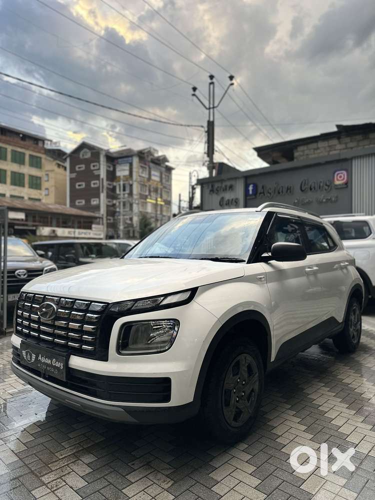 Hyundai Venue E 1.2 Petrol, 2025, Petrol