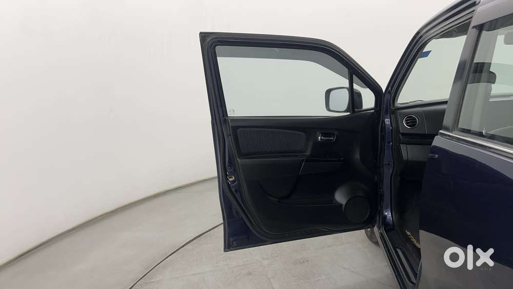 Maruti Suzuki Stingray Vxi, 2015, Petrol