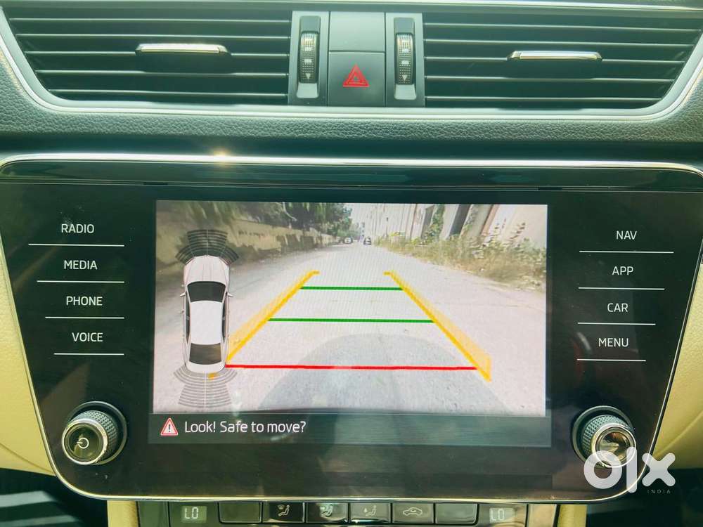 Skoda Superb Style 1.8 Tsi Mt, 2018, Petrol