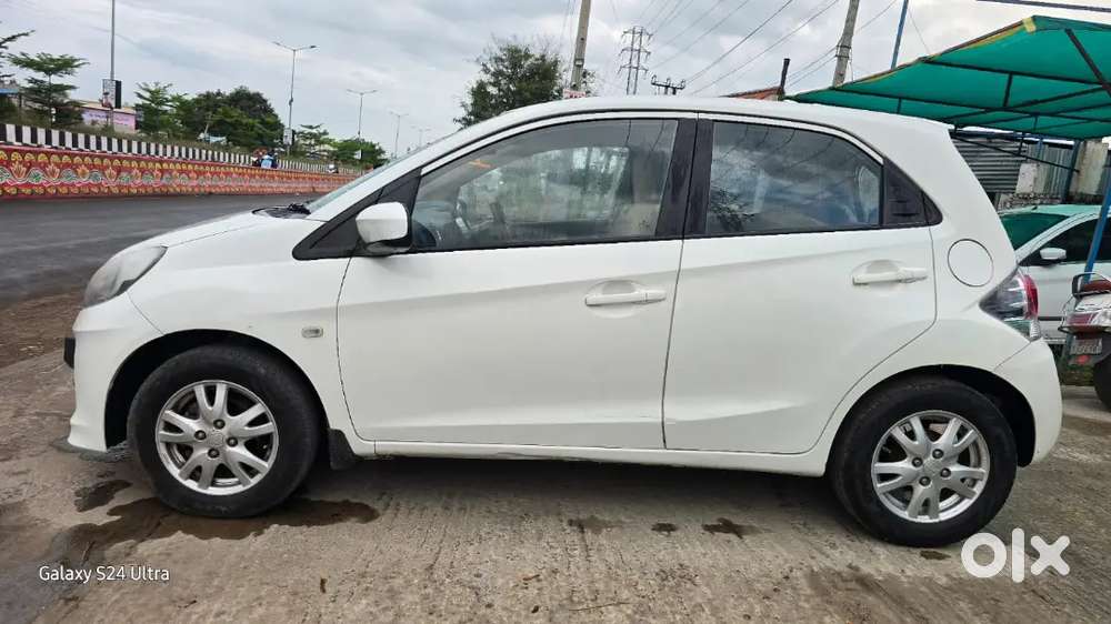 Honda Brio 2016