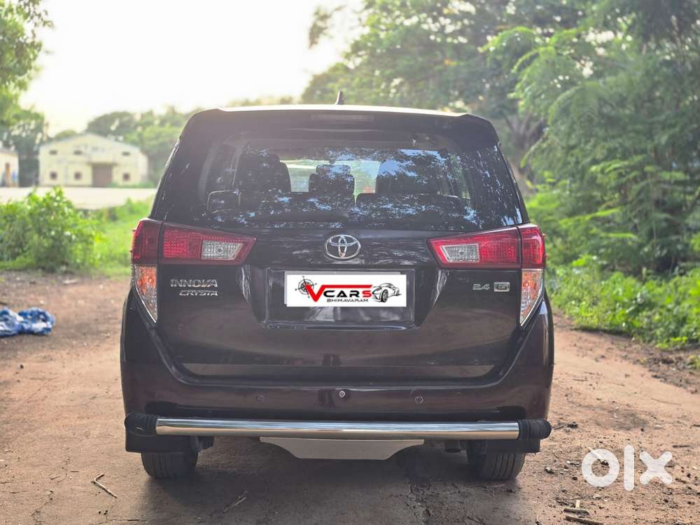 Toyota Innova Crysta 2.4 G Mt, 2017, Diesel