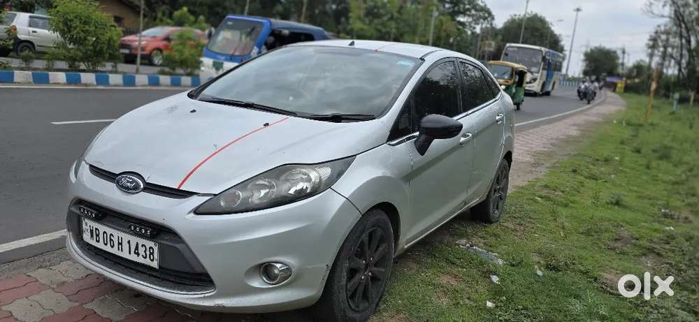 Ford Fiesta Global Taitanium Diseal 2011