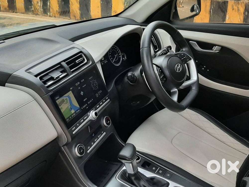 Hyundai Creta Sx 1.5 Petrol Cvt, 2022, Cng & Hybrids