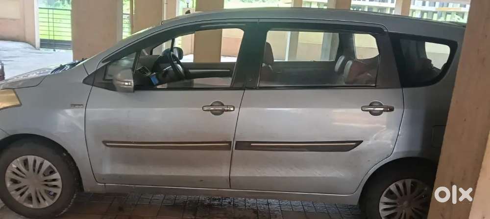 Maruti Suzuki Ertiga 2012