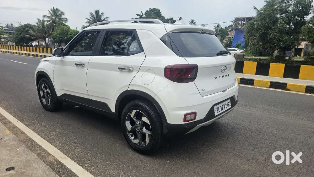 Hyundai Venue Sx Mt 2021