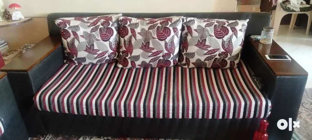 Sofa 2nd outlet hand olx