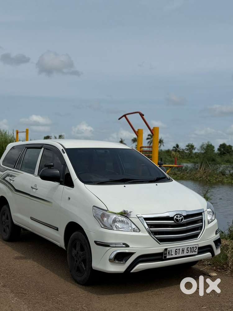 Toyota Innova 2009 Diesel 237000 Km Driven