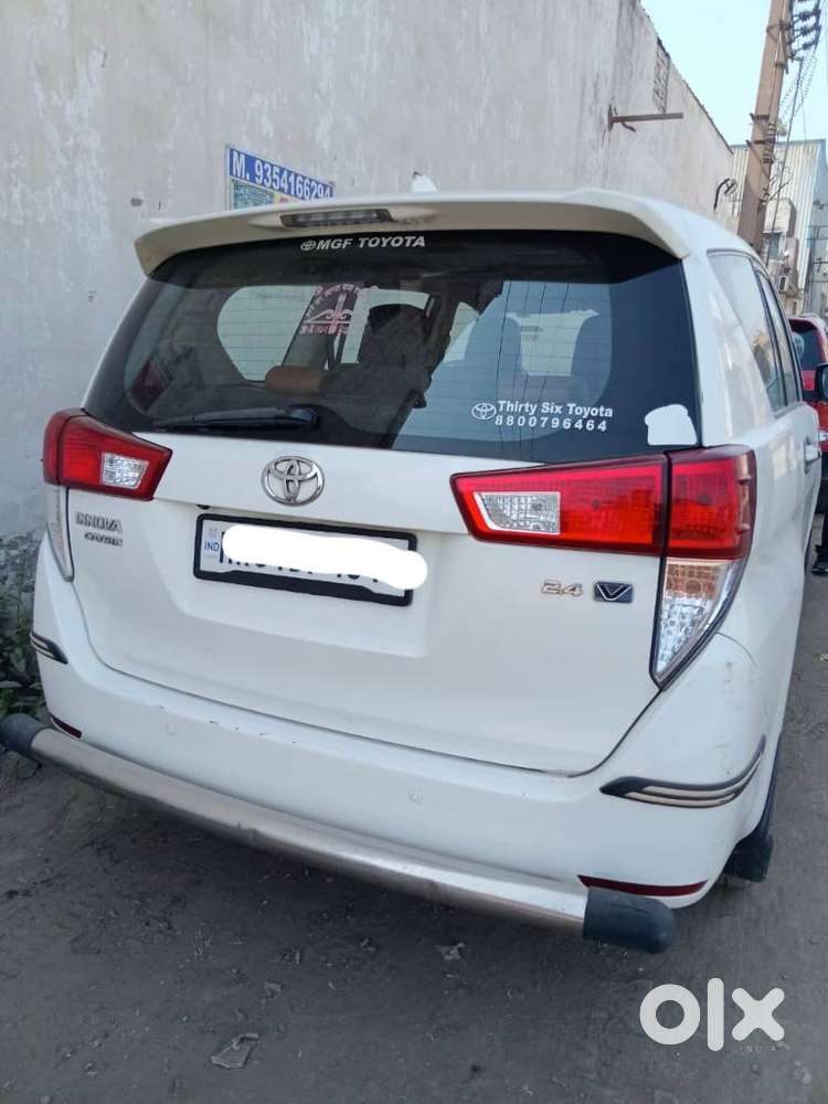 Toyota Innova Crysta 2.4 V 7 Str, 2017, Diesel